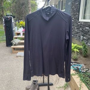 Lululemon running turtleneck